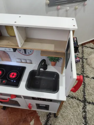 Cocina de madera para niños