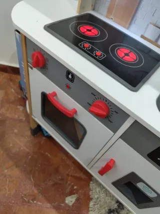 Cocina de madera para niños