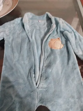 Pijama entero azul niño