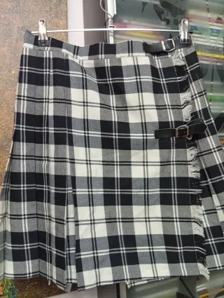 Falda cuadros escocesa