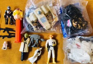 Lote coleccionista Star Wars figuras y monedas