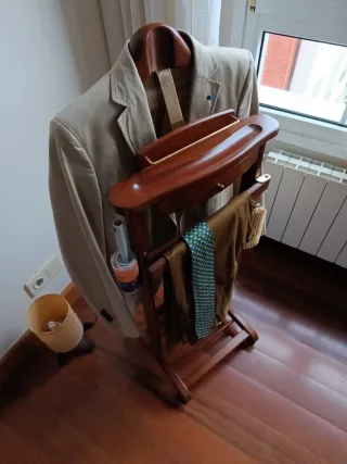 Perchero de noche gaban de madera