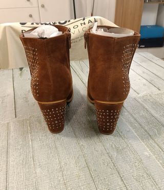 Botines Alice Camel Talla 40 Venca Nuevos