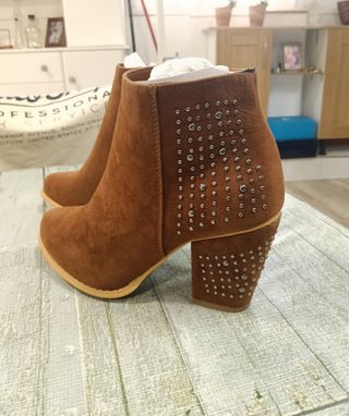 Botines Alice Camel Talla 40 Venca Nuevos