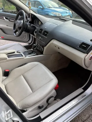 Mercedes-Benz Clase C 2008
