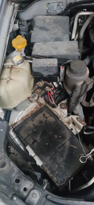 Despiece Nissan Navara