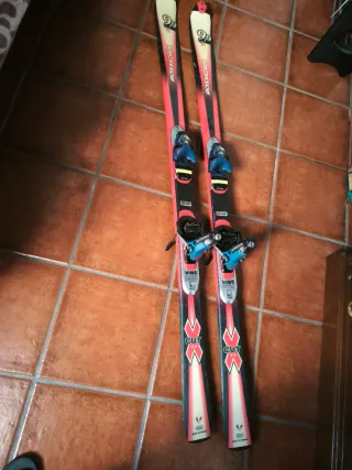 Esquís Rossignol CUT