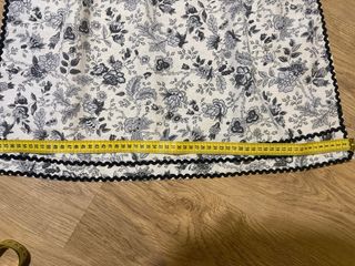 Delantal huertana floral.