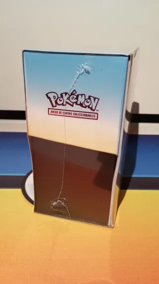Caja ETB Brecha Paradójica cartas Pokemon