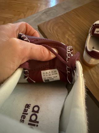 Zapatillas Adidas Wales Bonner Blancas/Rojas