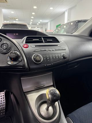 Honda Civic 1.8 VTEC