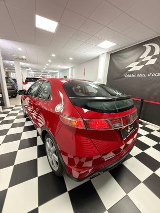 Honda Civic 1.8 VTEC