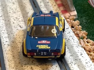 Coche de slot Scalextric Fiat Abarth 124