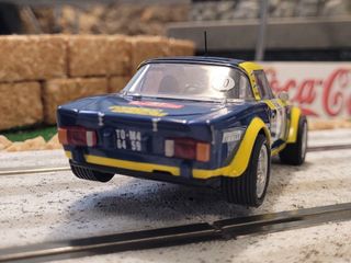 Coche de slot Scalextric Fiat Abarth 124
