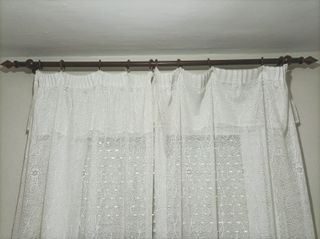Cortina Visillo Vintage + Barra Madera