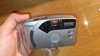 Nikon EF400SV Fotocamera a Pellicola