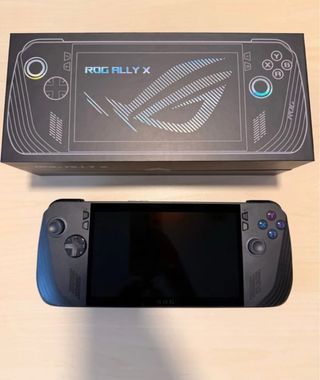 Asus ROG Ally X con garanzia fino al 2027