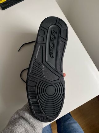 Jordan Spizike Low Preto