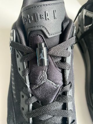 Jordan Spizike Low Preto