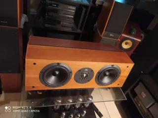 Altavoz Central JBL XTI 10