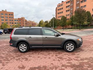 Volvo XC70 2.4 D5 AWD MANUAL 6 VELOCIDADES