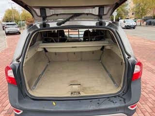 Volvo XC70 2.4 D5 AWD MANUAL 6 VELOCIDADES