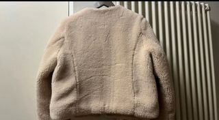 Zara Giubbino Teddy Beige con Alamari Dorati