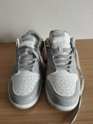 Nike Dunk Low Gris/Blanco Talla 43