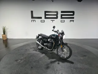 Triumph Street Twin