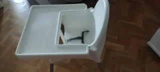 Trona infantil blanca