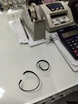 Contabanconote da riparare.