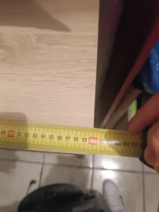 2 Muebles bajos metal y madera