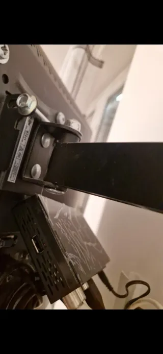 TV Acer Nera con Decoder