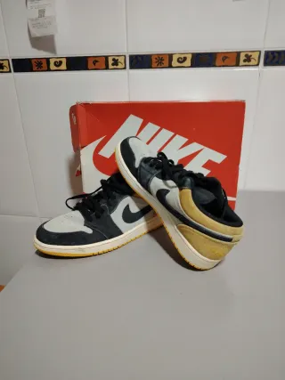 Nike Jordan 1 Low OG Gris Amarillo