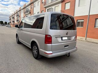 Volkswagen Transporter T6 2017 9 plazas 150 cv