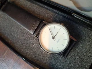 Set de Regalo: Reloj y Bolígrafo QUARTZ