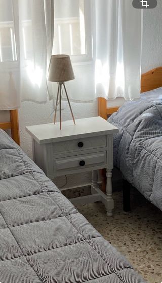 Comodini in legno bianco