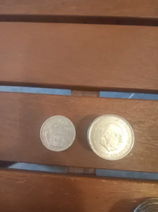 50  100 Pesetas España 1975 1980 sin circular.