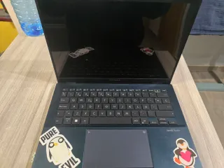 Portátil Asus Zenbook 14 OLED