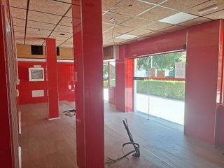 Local comercial en alquiler en Colina en Madrid