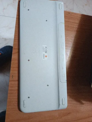 Teclado inalámbrico Logitech negro K400r