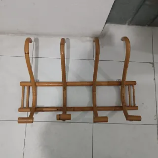 Perchero vintage de caña