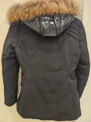 Piumino Yes-Zee nero e oro