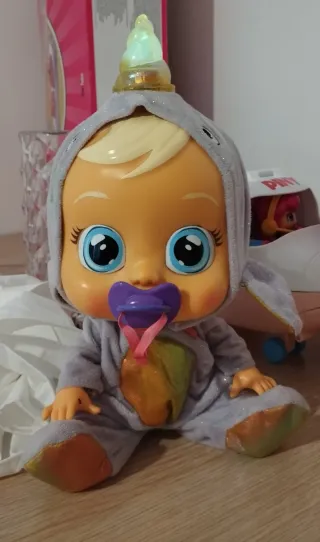 Muñeca Bebé Llorona con Pijama