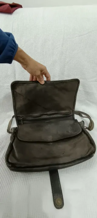 Pochette in pelle intrecciata