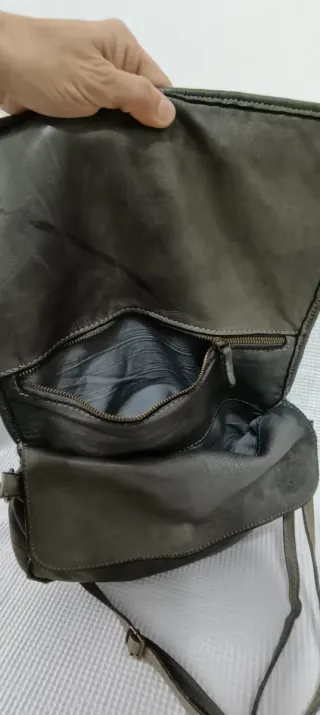 Pochette in pelle intrecciata