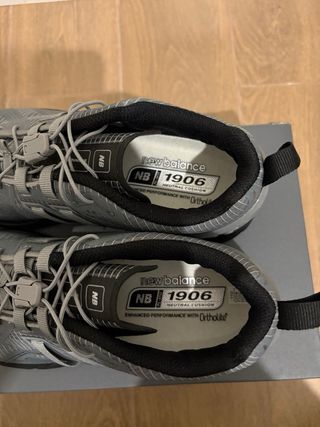 Zapatillas New Balance 1906R Gris/Negro