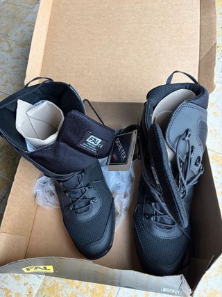 Botas Tácticas Seguridad FAL Gore-Tex Negras