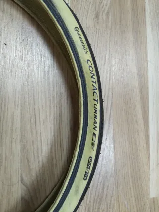 Cubierta Continental Contact Urban