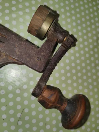 Attrezzo per cartucce antico